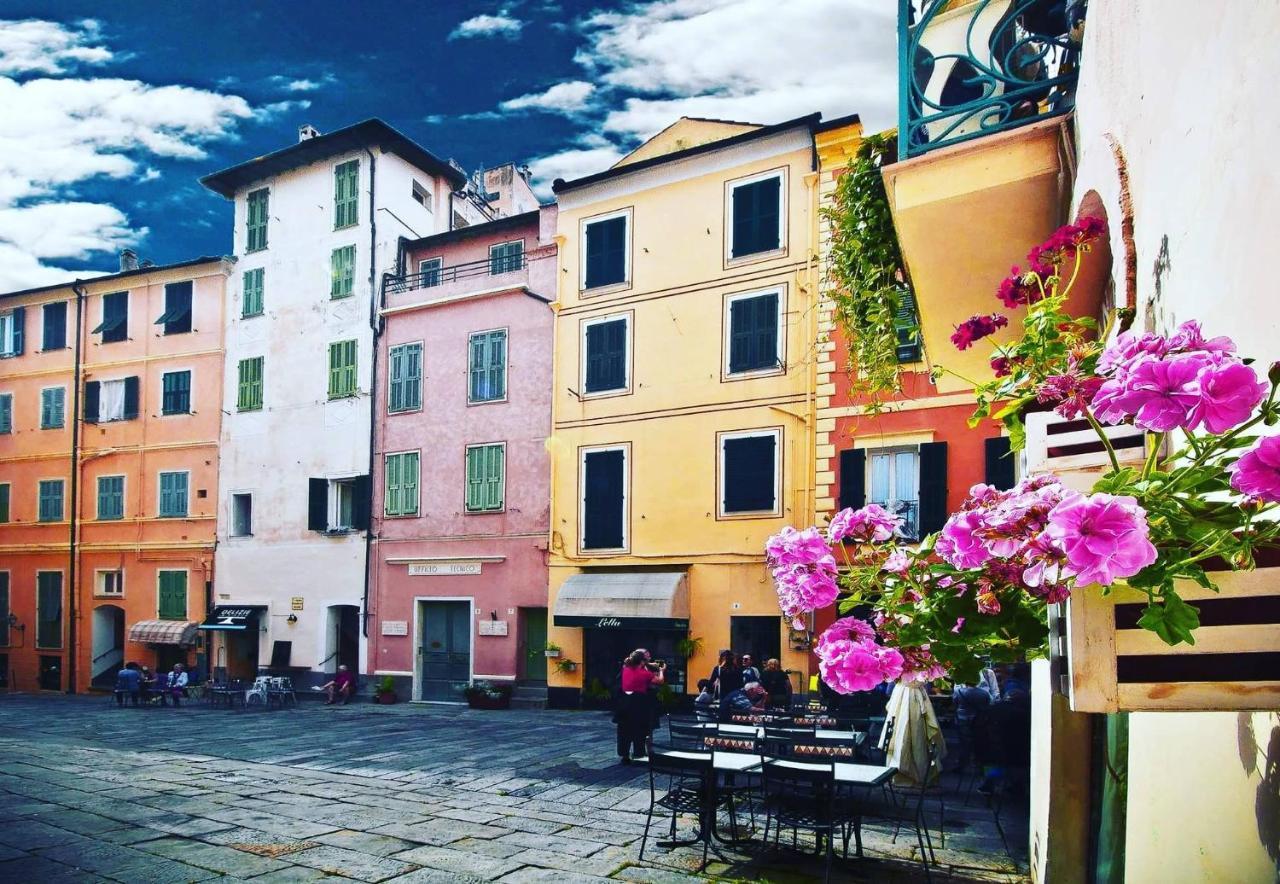Ferienwohnung Sui Tetti, Caressa De Mae Bordighera Exterior foto